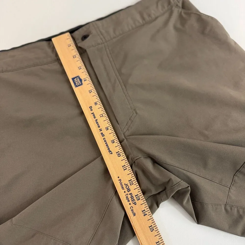 The North Face Men's Paramount Active Hiking Shorts Taupe - Size 38